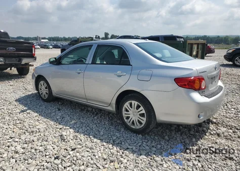 2010 Toyota Corolla Base z USA, uszkodzony, nr VIN 2T1BU4EE1AC344243